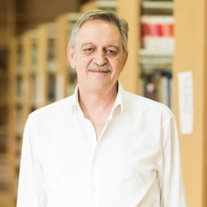 Πάρις Κουκουλόπουλος: Με το βλέμμα στραμμένο στο μέλλον 98e2293edb6d2cb6f27621409177fb33