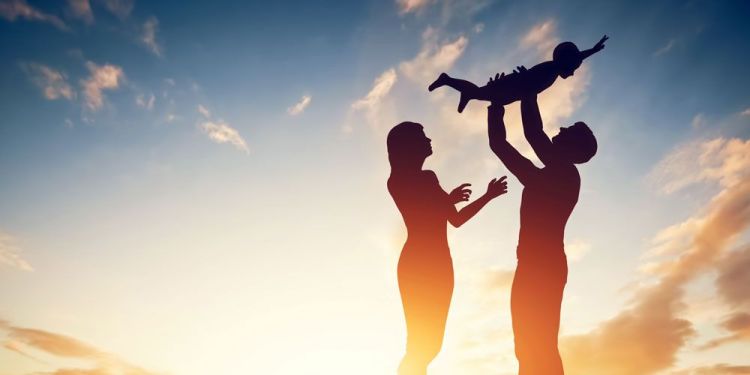 Σωτηρία παιδείας και υγείας