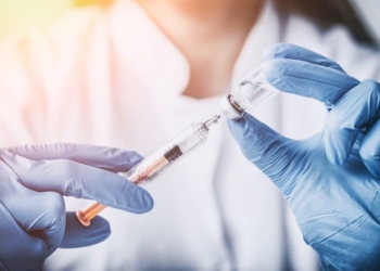 Το Αντιγριπικό Εμβόλιο Μπορεί Να Χορηγηθεί Ακόμη Και Την Ίδια Μέρα Με Το Εμβόλιο Κατά Του Κορoνοϊού