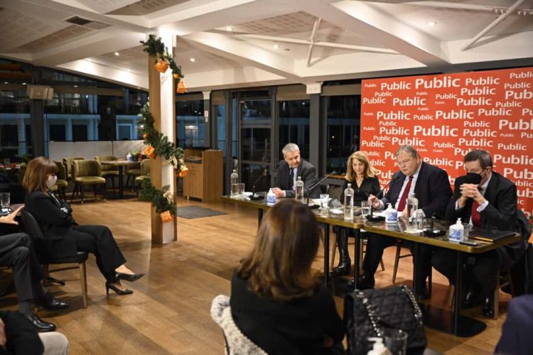 Η επίκληση του Συντάγματος από τους εχθρούς του Η επίκληση του Συντάγματος από τους εχθρούς του