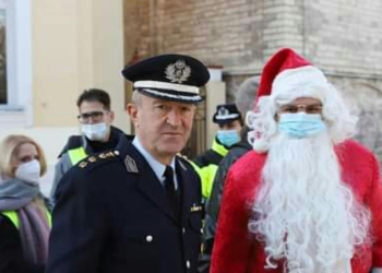 Ο Άγιος Βασίλης Συνάντησε Τον Αστυνομικό Διευθυντή Κοζάνης…Τι Του Είπε Ο Κ. Διόγκαρης