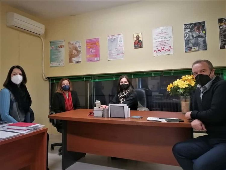 Ενημερωτική συνάντηση μεταξύ του ΔΣ του Σύλλογος Καρκινοπαθών Κοζάνης και αντιπροσωπείας της Δημοτικής Κίνησης Ενημερωτική συνάντηση μεταξύ του ΔΣ του Σύλλογος Καρκινοπαθών Κοζάνης και αντιπροσωπείας της Δημοτικής Κίνησης