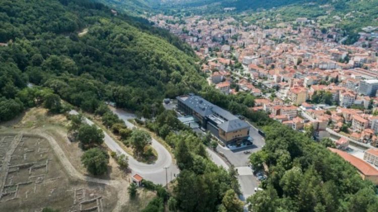 Mαταιώνεται η τελετή του αγιασμού των υδάτων στον ποταμό Σακουλέβα Mαταιώνεται η τελετή του αγιασμού των υδάτων στον ποταμό Σακουλέβα