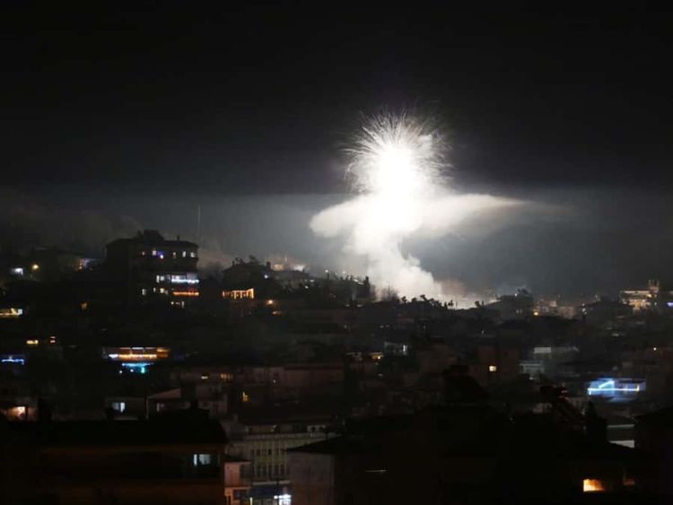 Με μπαράζ πυροτεχνημάτων υποδέχθηκε ο Δήμος Γρεβενών το 2022 – Χρόνια Πολλά και Ευτυχισμένο το Νέο Έτος! (Βίντεο+Φωτογραφίες)