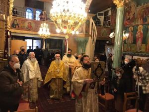 Στον Ιερό Ναό Αγίου Αθανασίου Κοζάνης τελέστηκε θεία λειτουργία, με αφορμή τον εορτασμό του ομώνυμου Αγίου Στον Ιερό Ναό Αγίου Αθανασίου Κοζάνης τελέστηκε θεία λειτουργία, με αφορμή τον εορτασμό του ομώνυμου Αγίου