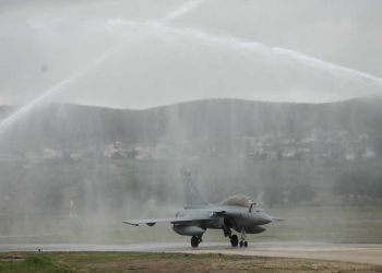 Τα ελληνικά Rafale «έσκισαν» τον ουρανό της Αττικής – Το μήνυμα του πιλότου