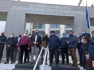 Αγροτικός Σύλλογος Δήμων Κοζάνης – Σερβίων – Βελβεντού: “Είμαστε αποφασισμένοι να συνεχίσουμε τον αγώνα” Αγροτικός Σύλλογος Δήμων Κοζάνης – Σερβίων – Βελβεντού: “Είμαστε αποφασισμένοι να συνεχίσουμε τον αγώνα”