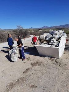 Εθελοντική ομάδα ανέλαβε δράση…στην Άνω Κώμη