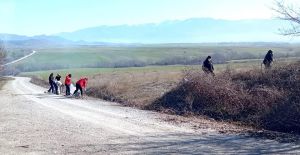 Εθελοντική ομάδα ανέλαβε δράση…στην Άνω Κώμη