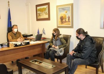 Με τους αντιπροσώπους του 15μελούς μαθητικού συμβουλίου του ΓΕΛ Αμυνταίου συναντήθηκε στο γραφείο του ο Δήμαρχος Αμυνταιου κ. Άνθιμος Μπιτάκης.