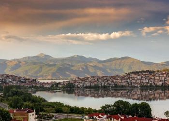 Ο τουρισμός στη Δυτική Μακεδονία Ο τουρισμός στη Δυτική Μακεδονία