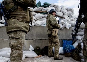 Πόλεμος Στην Ουκρανία: Οι Δύο Πλευρές Κάθονται Στο Ίδιο Τραπέζι Εν Μέσω Συγκρούσεων