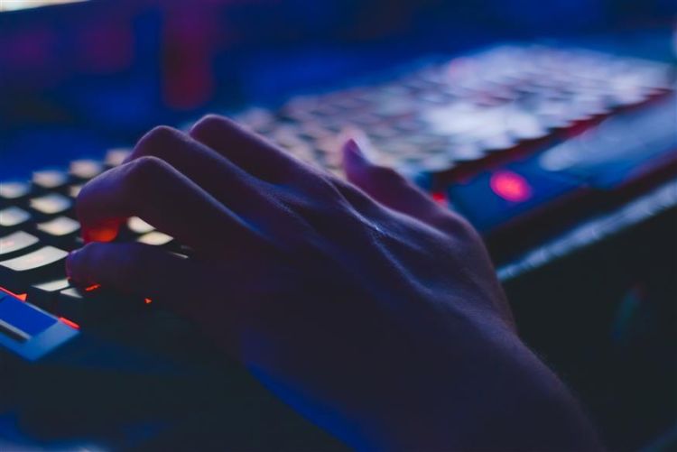 Συναγερμός Στη Δίωξη Ηλεκτρονικού Εγκλήματος Για «Απάτες Μέσω Σεξουαλικής Εκβίασης»