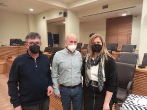 Τιμήθηκε ο Γιώργος Δαλαγιώργος και παιδιά εργαζομένων που επέτυχαν την εισαγωγή τους σε σχολές της Γ'βαθμιας εκπαίδευσης Τιμήθηκε ο Γιώργος Δαλαγιώργος και παιδιά εργαζομένων που επέτυχαν την εισαγωγή τους σε σχολές της Γ’βαθμιας εκπαίδευσης