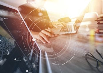 Ξεκινά το σχέδιο «internet για όλους» με 27 ευρώ και ταχύτητα 10 Μbps