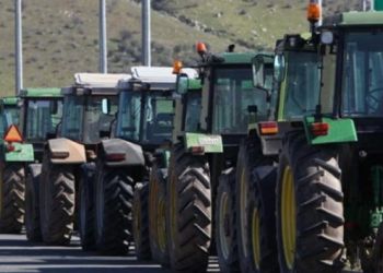 Πανελλαδικό αγροτικό συλλαλητήριο στην πλατεία Βάθης στην Αθήνα