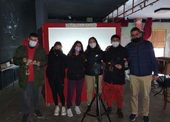 Προσφέρουν χαρά σε παιδιά