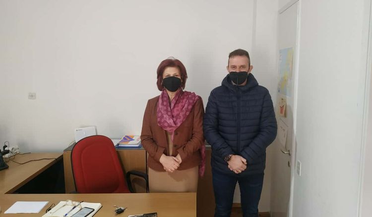 Συνάντηση  Ένωση Στρατιωτικών Περιφερειακής Ενότητας Κοζάνης με την Βίκη Βρυζίδου. Κατατέθηκε υπόμνημα στη βουλευτή