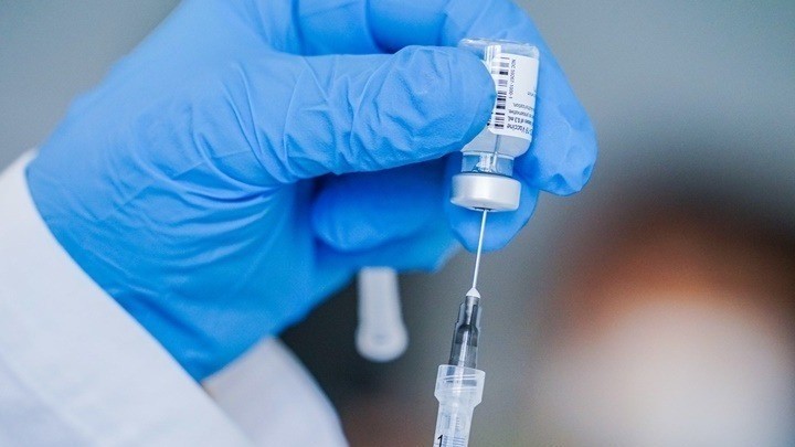 Έρευνα Για Την Τέταρτη Δόση Ενός Mrna Εμβολίου Έναντι Του Στελέχους Όμικρον