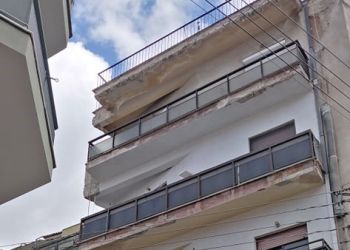 Δήμος Κοζάνης: Προσοχή Στην Αποκόλληση Επιχρισμάτων Από Μπαλκόνια Και Όψεις Οικοδομών