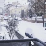 Κοζάνη: Τα χιόνια “κατασκηνώνουν” στην πόλη