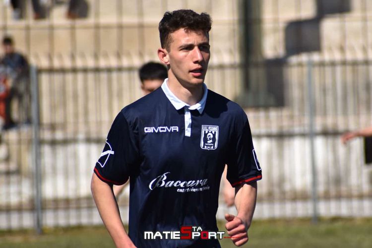 Δημήτρης Παπαζήσης ποδοσφαιριστής της ΑΕΠ και των μικτών  ΕΠΣ Κοζάνης: Δουλεύω σκληρά και κυνηγάω τα όνειρα μου…!!!