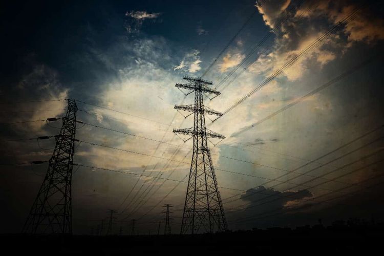 Είναι «άθλια» και μη σύννομη η ρήτρα αναπροσαρμογής στους λογαριασμούς του ρεύματος