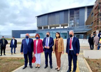 Η Κεραμέως επισκέφτηκε τη Νέα Πανεπιστημιούπολη και ξεναγήθηκε στους χώρους της.