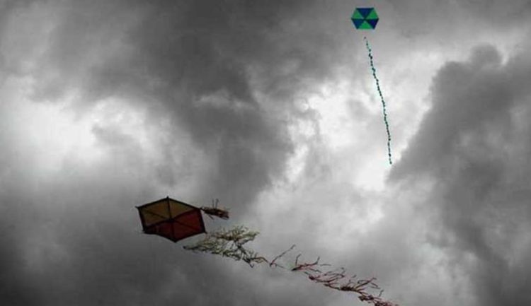 Καιρός Σήμερα: Αυξημένες νεφώσεις με τοπικές βροχές και σποραδικές καταιγίδες