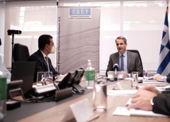 Κυριάκος Μητσοτάκης στην ΕΔΕΥ για φυσικό αέριο