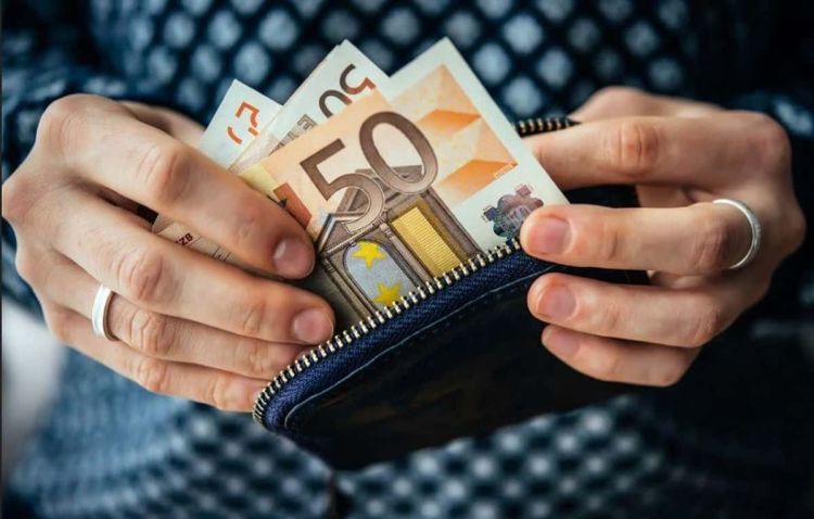 Νέα μέτρα για ρεύμα – πετρέλαιο – τρόφιμα: Ερχεται πακέτο στήριξης για αγρότες και νοικοκυριά