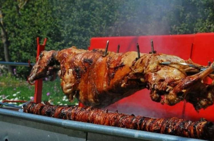 Πασχαλινό τραπέζι, στα ύψη οι τιμές του οβελία