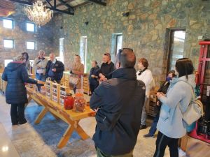 4ο ΕΠΑΛ Κοζάνης Εσπερινό. Εκπαιδευτική επίσκεψη μαθητών του τομέα Γεωπονίας στο Αμύνταιο και τον Άγιο Παντελεήμονα