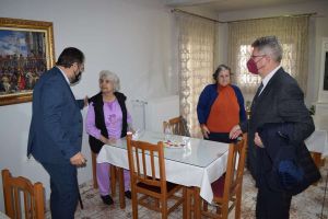 Τον Μητροπολίτη κ. Θεόκλητο επισκέφτηκαν ο Αντιπεριφερειάρχης και ο Δήμαρχος Φλώρινας Τον Μητροπολίτη κ. Θεόκλητο επισκέφτηκαν ο Αντιπεριφερειάρχης και ο Δήμαρχος Φλώρινας