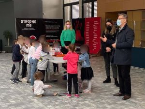 Παγκόσμια Ημέρα Παιδικού Βιβλίου: «Μύθι...μύθι...φτιάχνω το δικό μου παραμύθι» στη Δημοτική Βιβλιοθήκη Κοζάνης Παγκόσμια Ημέρα Παιδικού Βιβλίου: «Μύθι…μύθι…φτιάχνω το δικό μου παραμύθι» στη Δημοτική Βιβλιοθήκη Κοζάνης