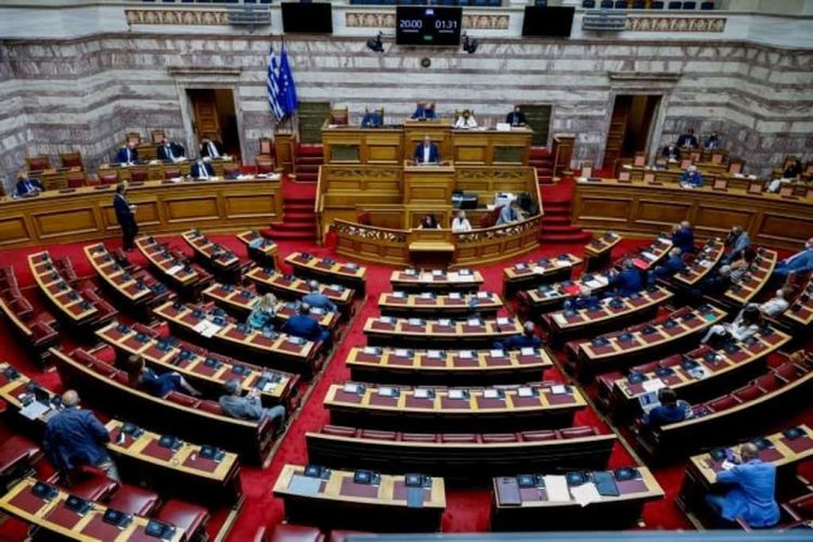 Γενοκτονία Ποντίων: Τα μηνύματα του πρωθυπουργού και των κομμάτων