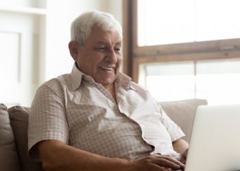 Δράση ψηφιακής ενδυνάμωσης ατόμων άνω των 65 ετών