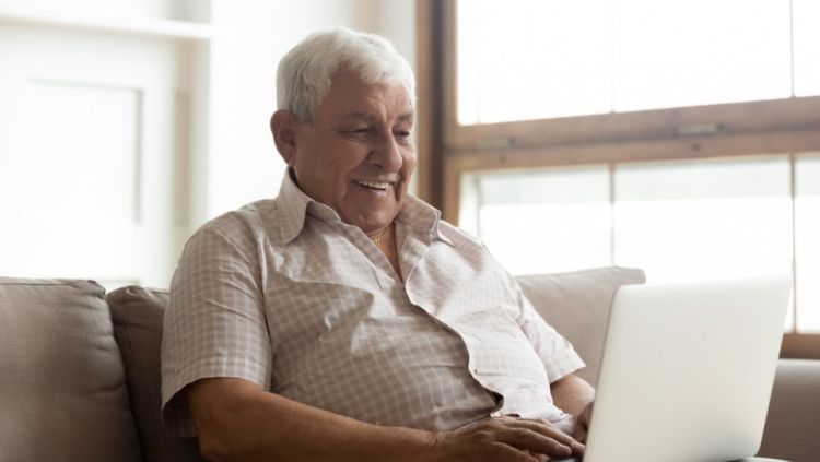 Δράση ψηφιακής ενδυνάμωσης ατόμων άνω των 65 ετών