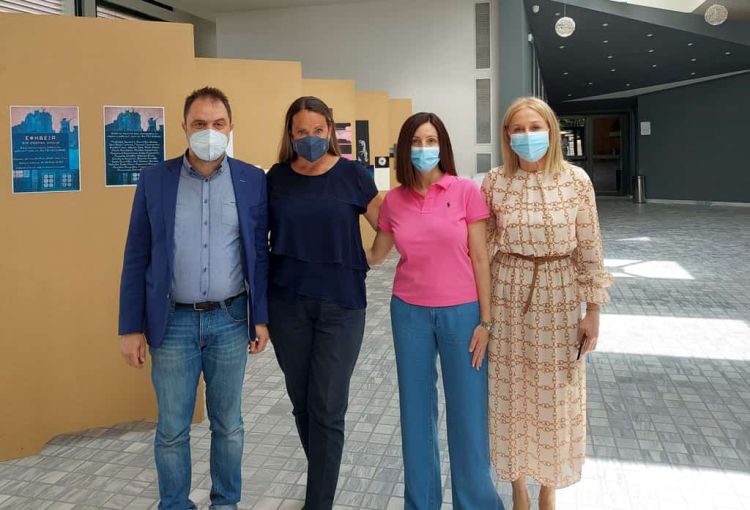 Επίσκεψη της Προξένου της Σερβίας  Γιασμίνα Μίλατσιτς στην Κοβεντάρειο Βιβλιοθήκη