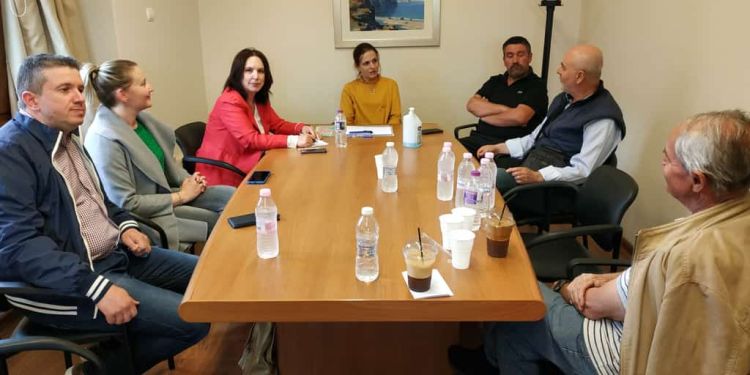 Καλλιόπη Βέττα: Συνάντηση με αυτοδιοικητικούς παράγοντες, φορείς και κατοίκους του Κρόκου και της Άνω Κώμης