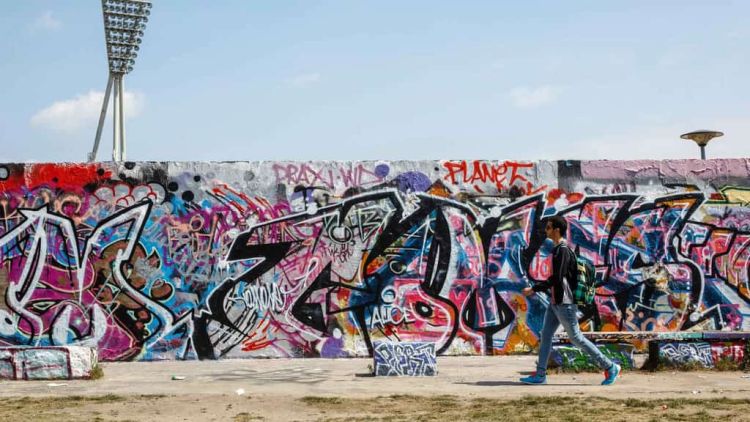 Κοζάνη: 10 κρούσματα – Κορονοϊός: 2.385 νέα κρούσματα σήμερα, 11 θάνατοι και 156 διασωληνωμένοι