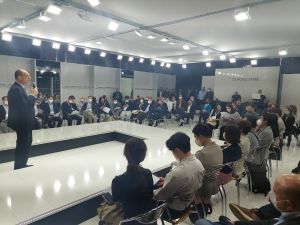 Άνοιξαν οι πύλες του Κέντρου Γούνας Δυτικής Μακεδονίας – Κατέφθασε η 25μελης εμπορική Αποστολή από τη Ν. Κορέα