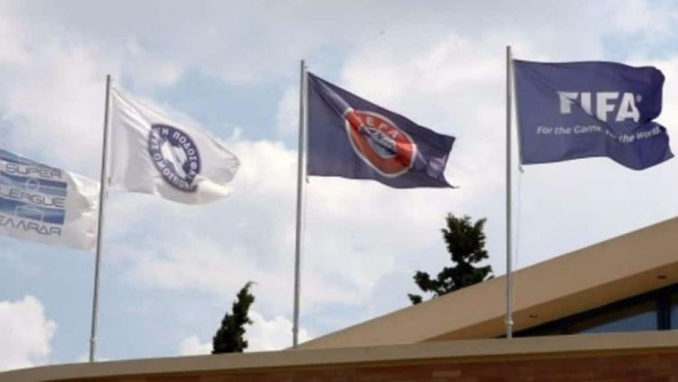 Fifa/uefa ζητούν συνάντηση με Αυγενάκη για το Μητρώο