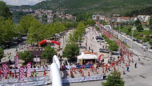 Run Greece Καστοριά 2022: Η Μαρία Καβουρίδου από την Κοζάνη, πρώτη στις γυναίκες στα 10 χιλ