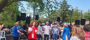 Το ρίξαν έξω οι “Φίλοι της Παράδοσης”