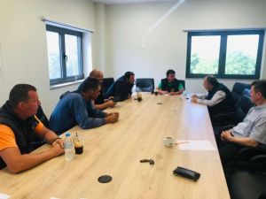 Αρκετές ήταν οι ζημιές από το χαλάζι στο Βελβεντό. Σύσκεψη στην Περιφέρεια Αρκετές ήταν οι ζημιές από το χαλάζι στο Βελβεντό. Σύσκεψη στην Περιφέρεια