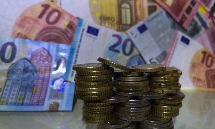 Αιφνιδιασμός από την αρνητική απόφαση του ΣτΕ για τα αναδρομικά των περικοπών σε επικουρικές και δώρα