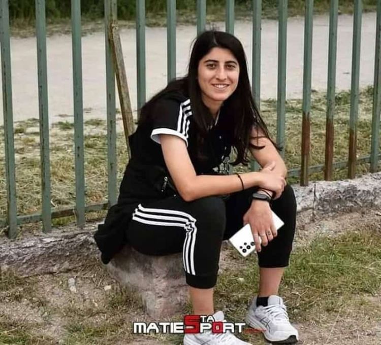 Ακαδημία Ελλησπόντου “Ηρακλής Δρεπάνου”: … Και με άρωμα γυναίκας στον πάγκο …