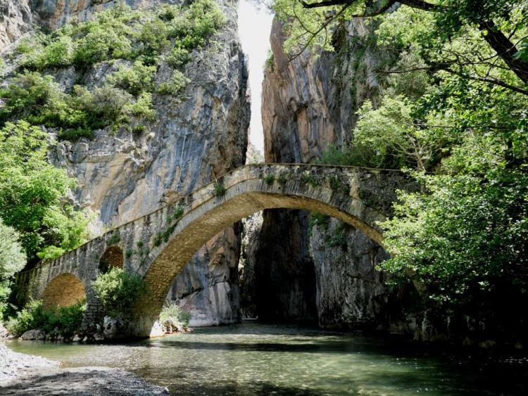 Δήμος Γρεβενών: «Ταξιδεύω Γρεβενά» – Πέτρινα Γεφύρια, Πέτρινα Στολίδια