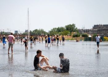 Καύσωνας στην Γαλλία, μεγάλες πυρκαγιές στην Ισπανία, ξηρασία στην Ιταλία